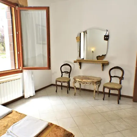 Queen House شقة البندقية