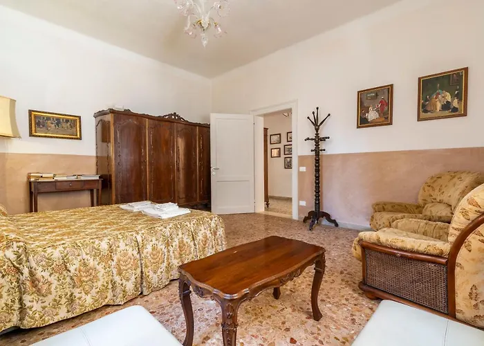 Queen House البندقية