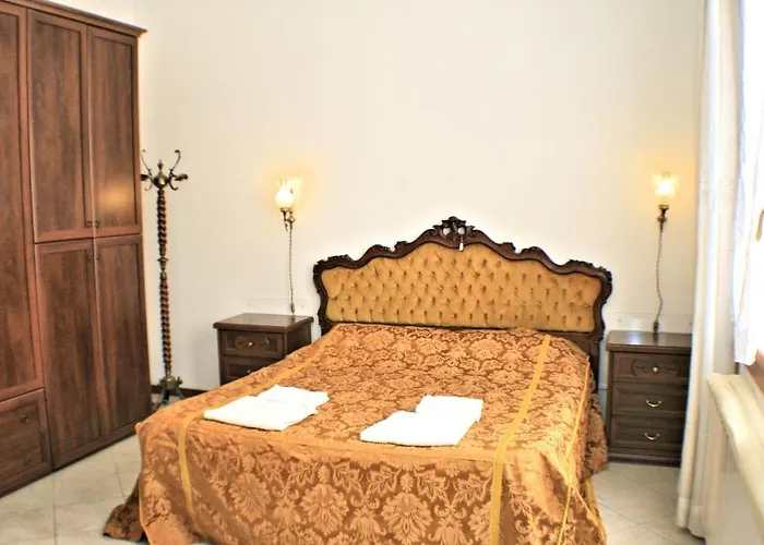 Queen House البندقية
